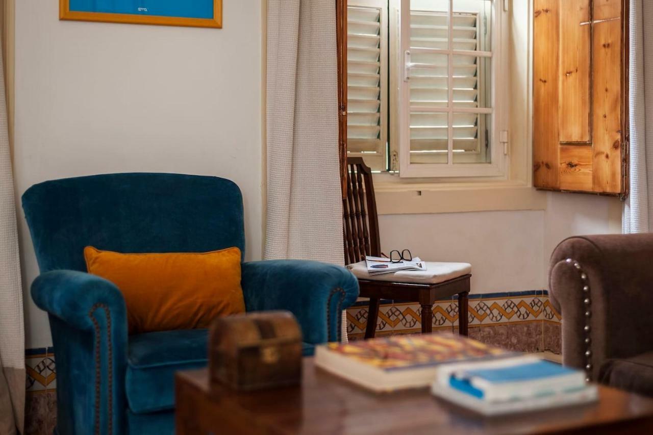 2 Bedroom Apartment With Patio Next To Avenida Da Liberdade Lisbona Esterno foto